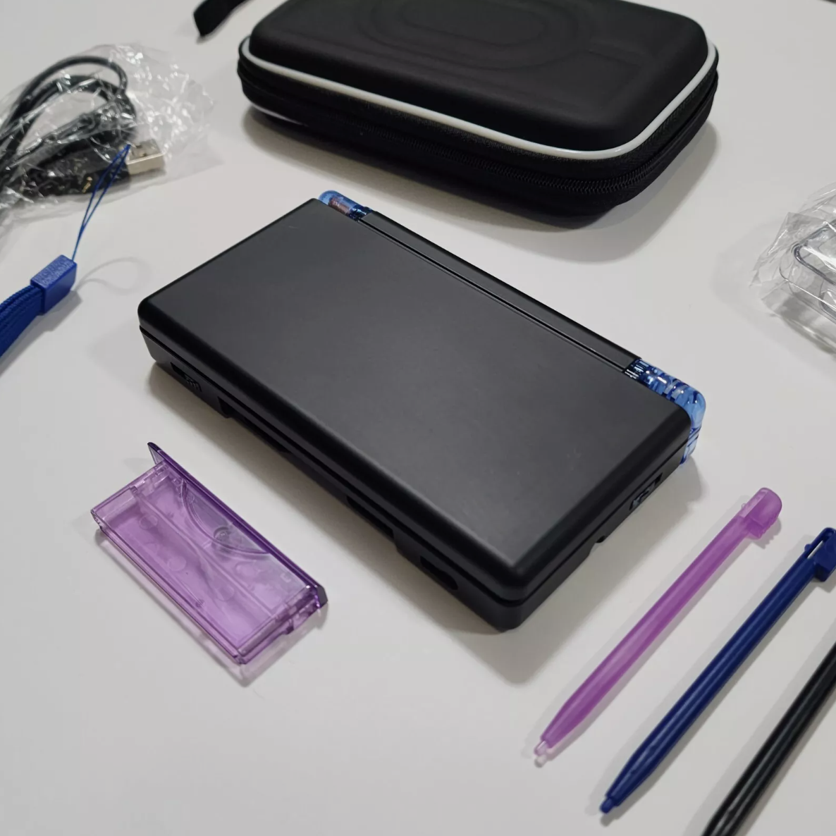 Nintendo DS Lite CUSTOM - Black/ Blue & Purple Gradient Blue/Purple LED, Bundle