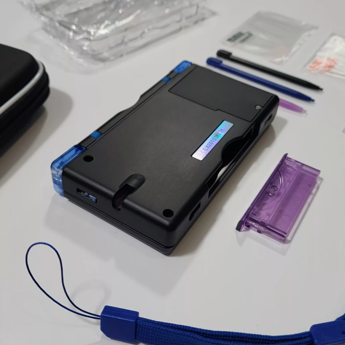 Nintendo DS Lite CUSTOM - Black/ Blue & Purple Gradient Blue/Purple LED, Bundle