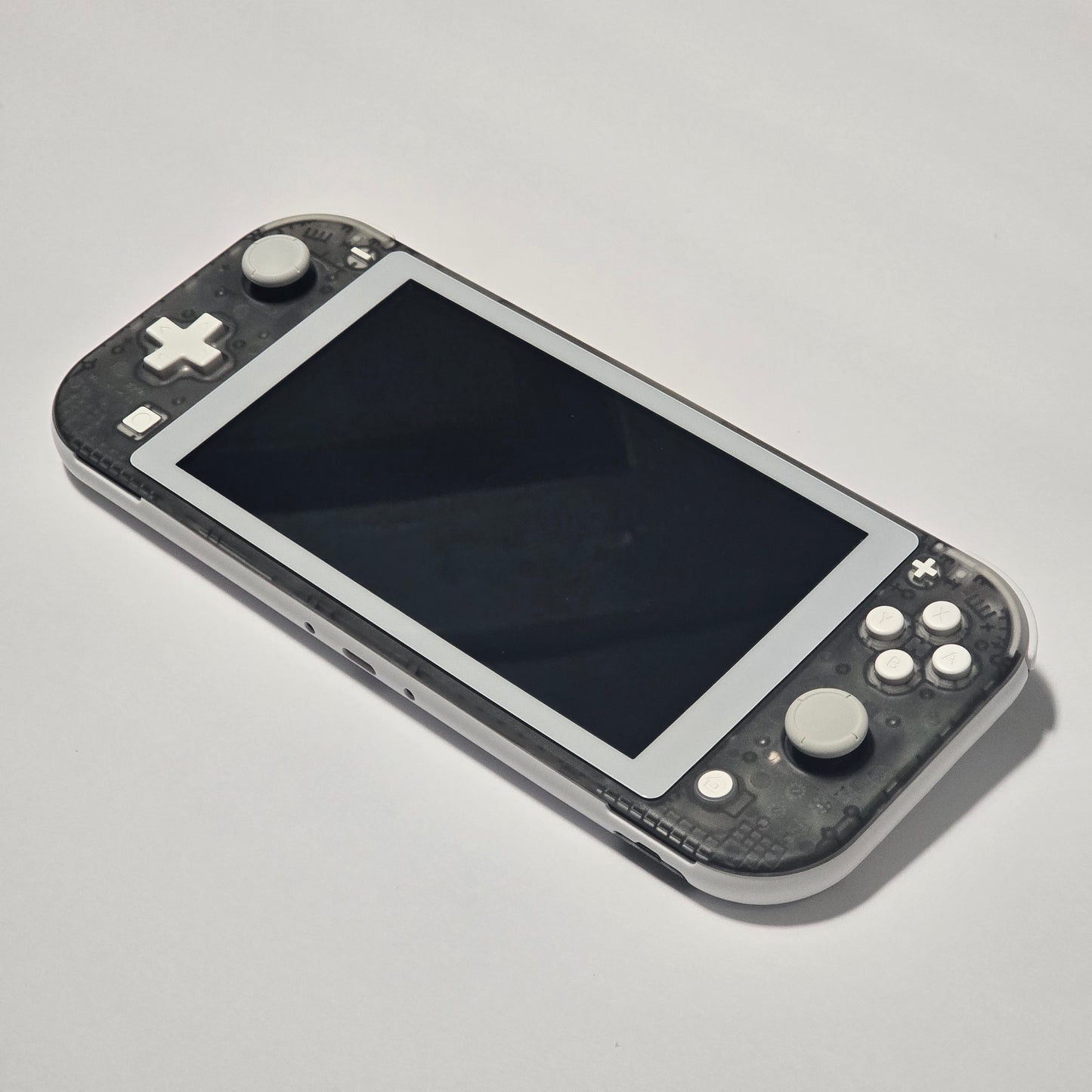 Nintendo Switch Lite CUSTOM - White & Clear Black