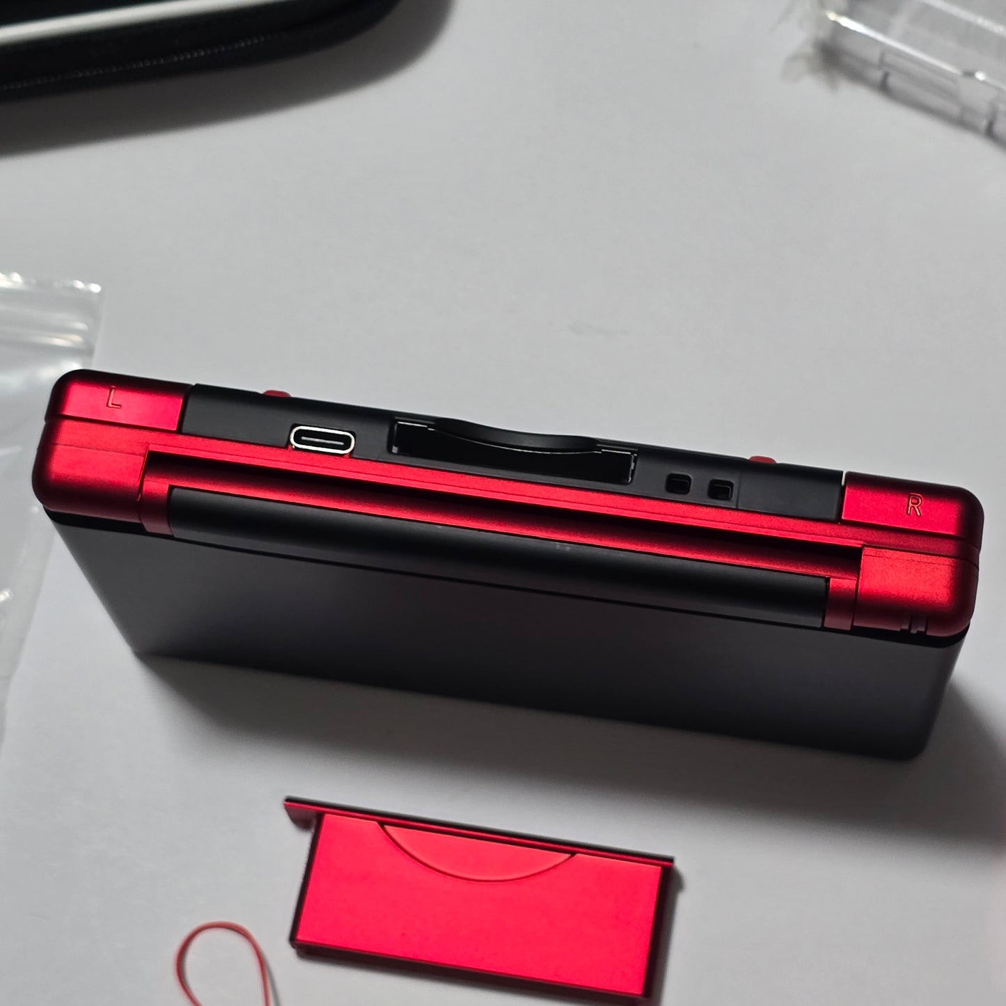 Nintendo DS Lite IPS SCREENS CUSTOM - Black/Shiny Red w/ Mods & Bundle