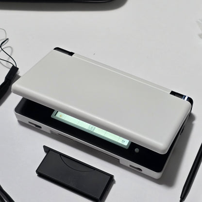 Nintendo DS Lite IPS SCREENS CUSTOM - White/Black w/ Mods & Bundle