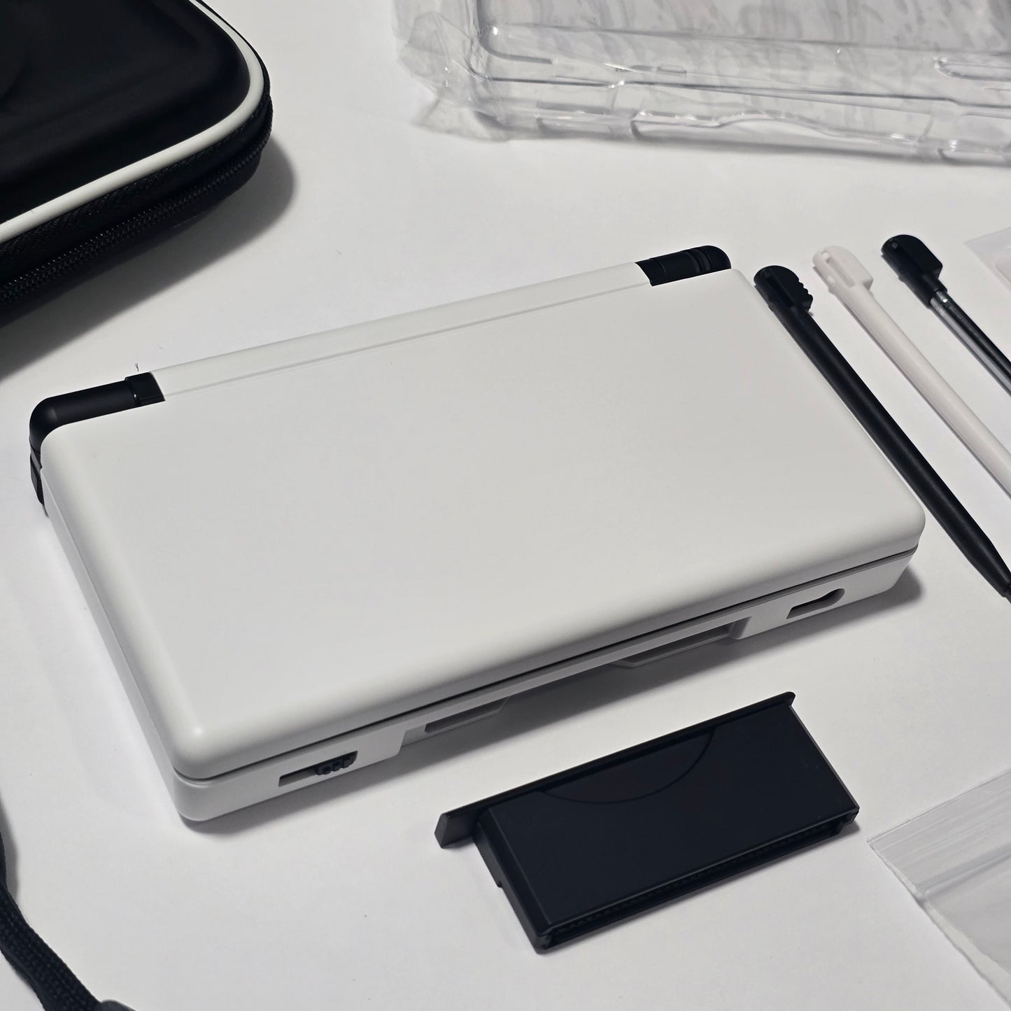 Nintendo DS Lite IPS SCREENS CUSTOM - White/Black w/ Mods & Bundle