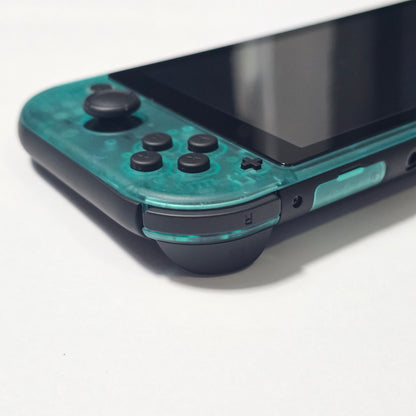 Nintendo Switch Lite CUSTOM - Black & Clear Green